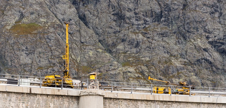 工業(yè)設(shè)備清洗劑第三方檢測機(jī)構(gòu)：工業(yè)設(shè)備清洗劑檢測有哪些項(xiàng)目 